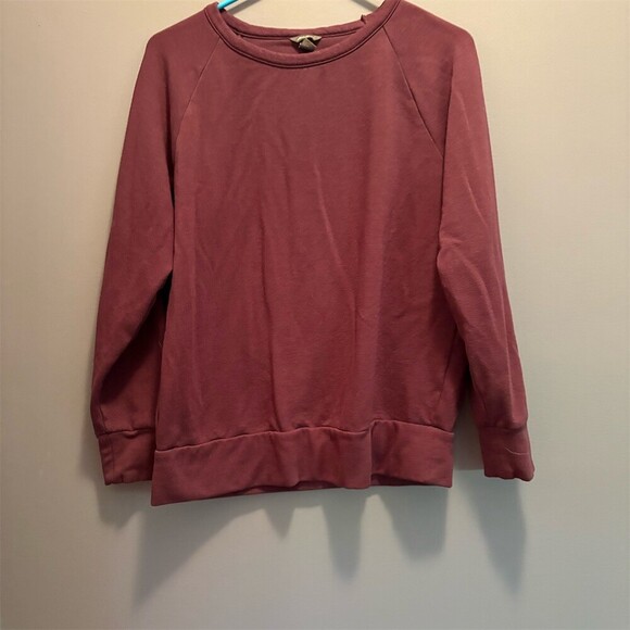 Eddie Bauer Tops - Eddie Bauer Sweatshirt Womens Size M Purple Crewneck Pullover Raglan